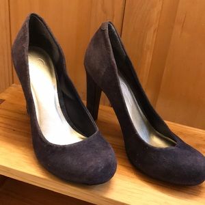 Blue suede pumps